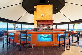 GR Solaris Lighthouse Los Cabos