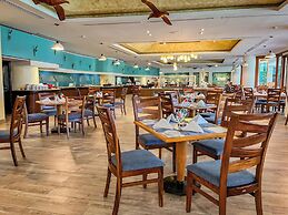 GR Solaris Lighthouse Los Cabos