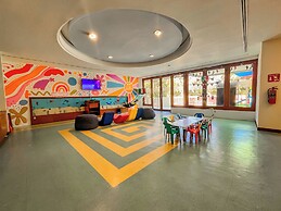 GR Solaris Lighthouse Los Cabos