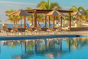 GR Solaris Lighthouse Los Cabos