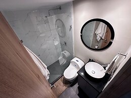 Amplio apt en poblado by Hoost APT 701