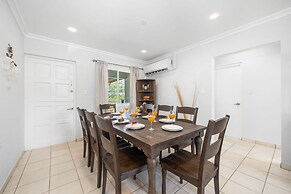 Renovated Privatepool Outdoordining Location