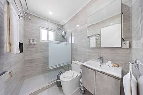 Renovated Privatepool Outdoordining Location