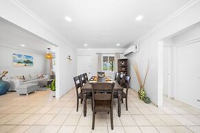 Renovated Privatepool Outdoordining Location