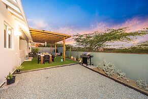 Renovated Privatepool Outdoordining Location