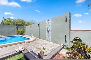 Renovated Privatepool Outdoordining Location