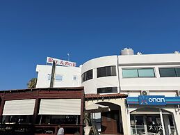 Living Boutique Apartments