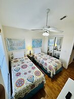 4/3 Vacation Home With Private Pool Located at Formosa Gardens!!