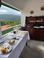 Pousada Canto do Cedro