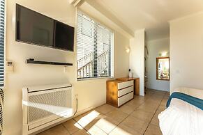 Villa Sapphire at Palm Beach