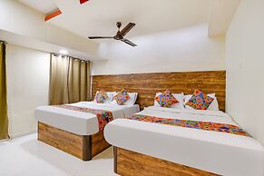 Fabexpress Amber Corp Inn