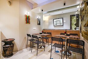 Fabexpress Amber Corp Inn