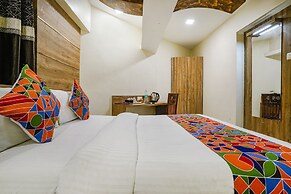 Fabexpress Amber Corp Inn