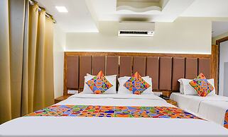 Fabexpress Amber Corp Inn