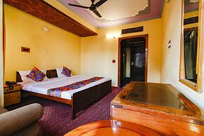 Fabhotel Kashmir Hilltown