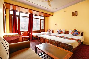 Fabhotel Kashmir Hilltown