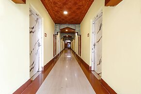 Fabhotel Kashmir Hilltown