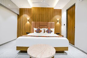 Fabhotel Ms Residency