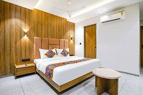 Fabhotel Ms Residency