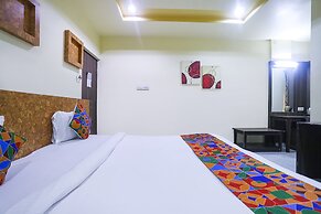 Fabhotel Gayatri Inn Annex