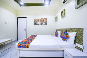 Fabhotel Gayatri Inn Annex