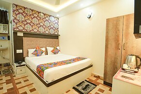 Fabhotel Grand Vatika