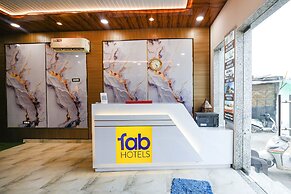 Fabhotel Grand Villa