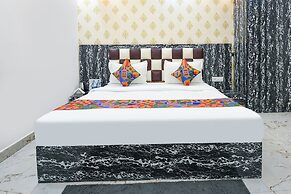 Fabhotel Grand Villa