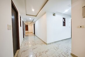 Fabhotel Grand Villa