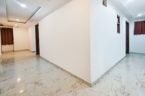 Fabhotel Grand Villa