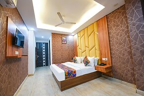 Fabhotel Grand Villa