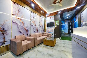 Fabhotel Grand Villa