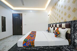 Fabhotel Grand Villa