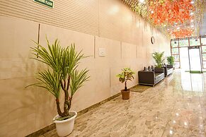 Fabhotel The Crystal Palace