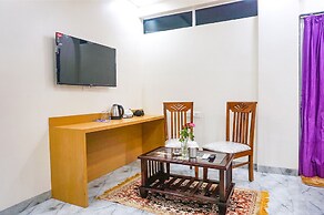 Fabhotel Falcon Executive