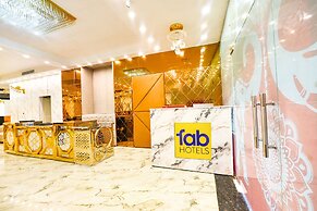 Fabhotel Royal'S Paradise