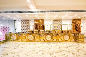 Fabhotel Royal'S Paradise