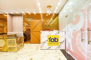 Fabhotel Royal'S Paradise