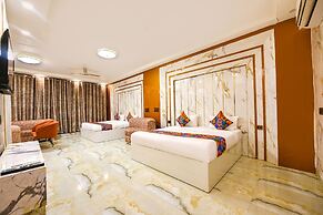 Fabhotel Royal'S Paradise