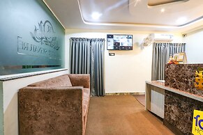 Fabhotel Royal Signature