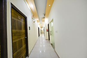 Fabhotel Lake View I