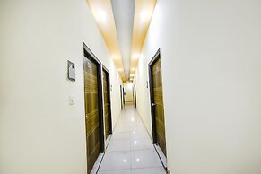 Fabhotel Lake View I