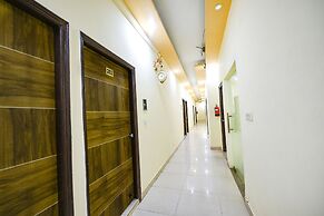 Fabhotel Lake View I