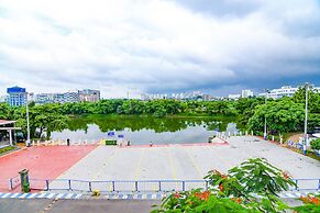 Fabhotel Prime The Water View Residency