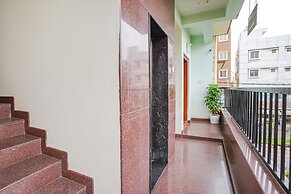 Fabhotel Willow Tree