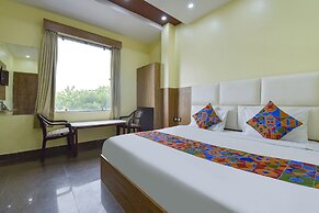 Fabhotel Madhav
