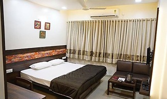 Fabhotel Rajdhani Ii