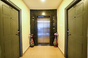 Fabhotel Royal Sterling