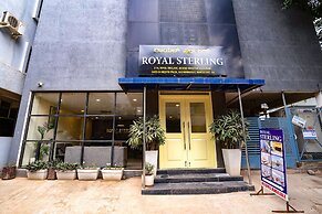 Fabhotel Royal Sterling