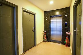 Fabhotel Royal Sterling